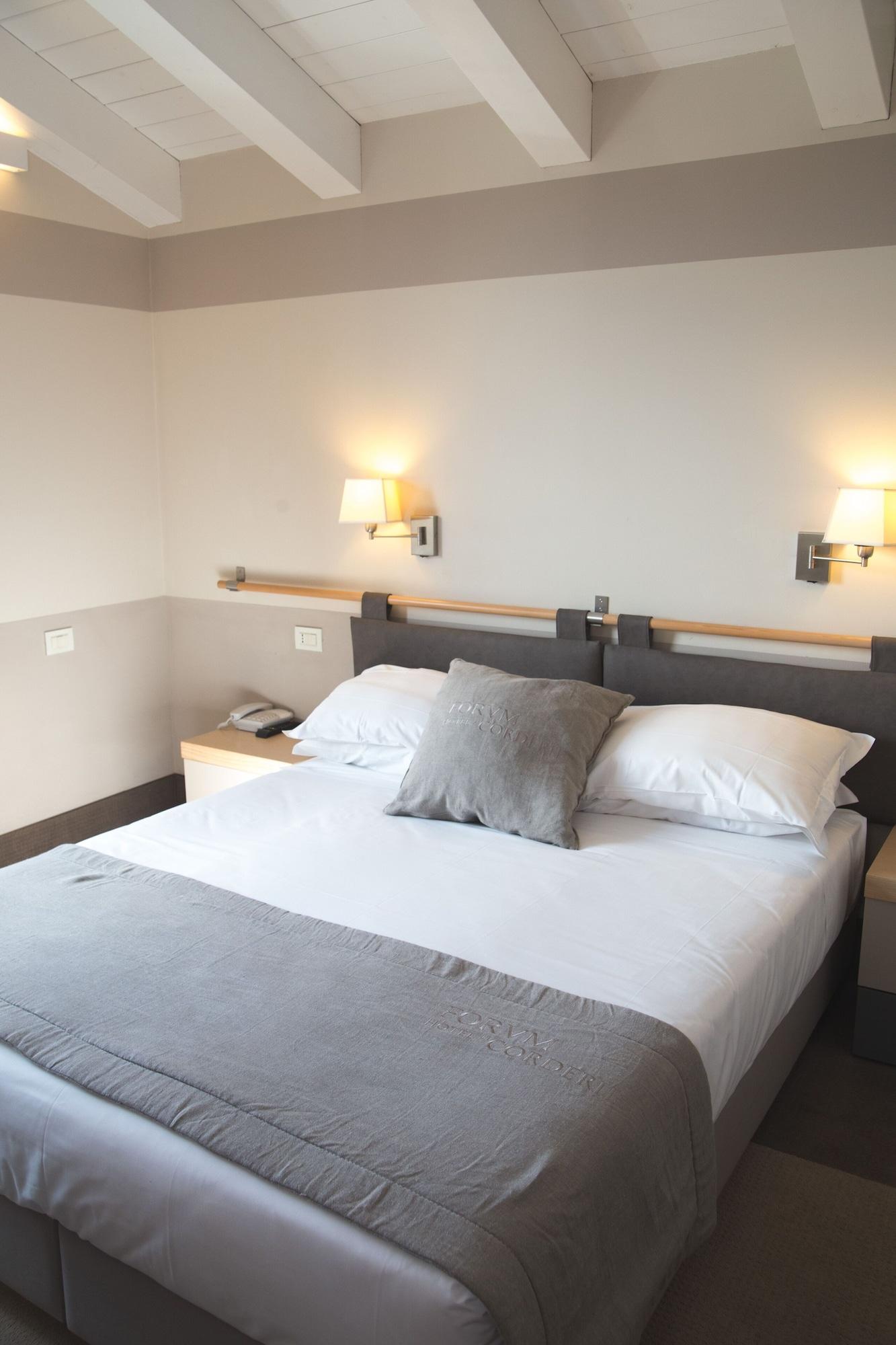 Hotel Le Corderie ตรีเอสเต ภายนอก รูปภาพ
