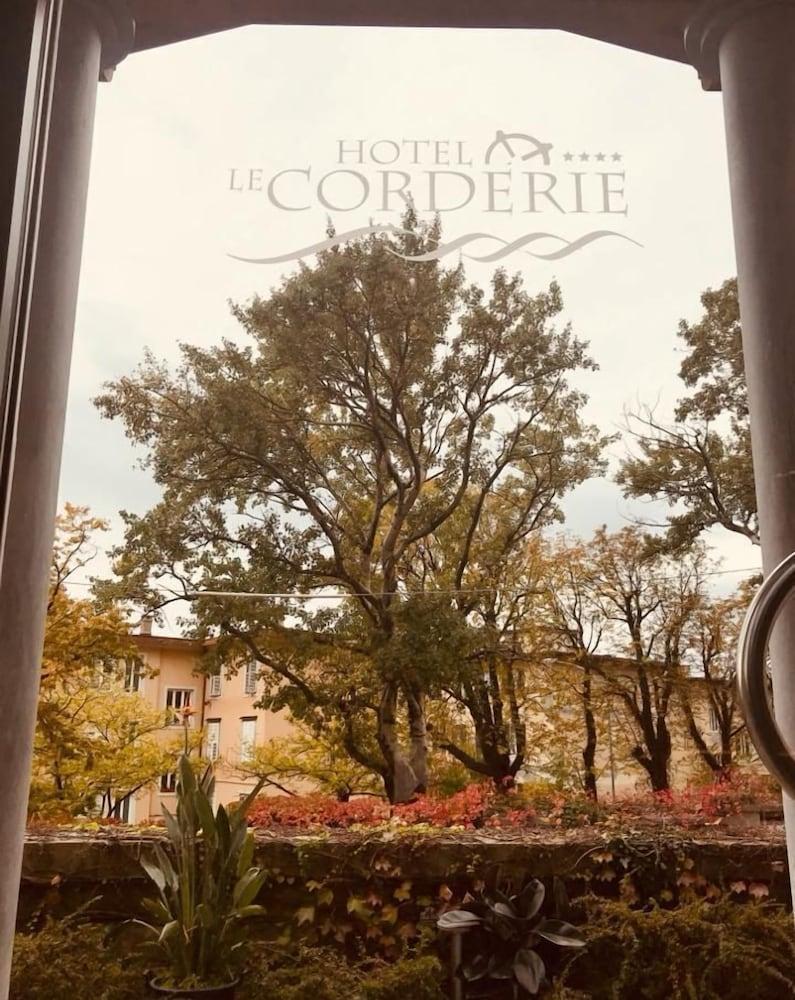 Hotel Le Corderie ตรีเอสเต ภายนอก รูปภาพ